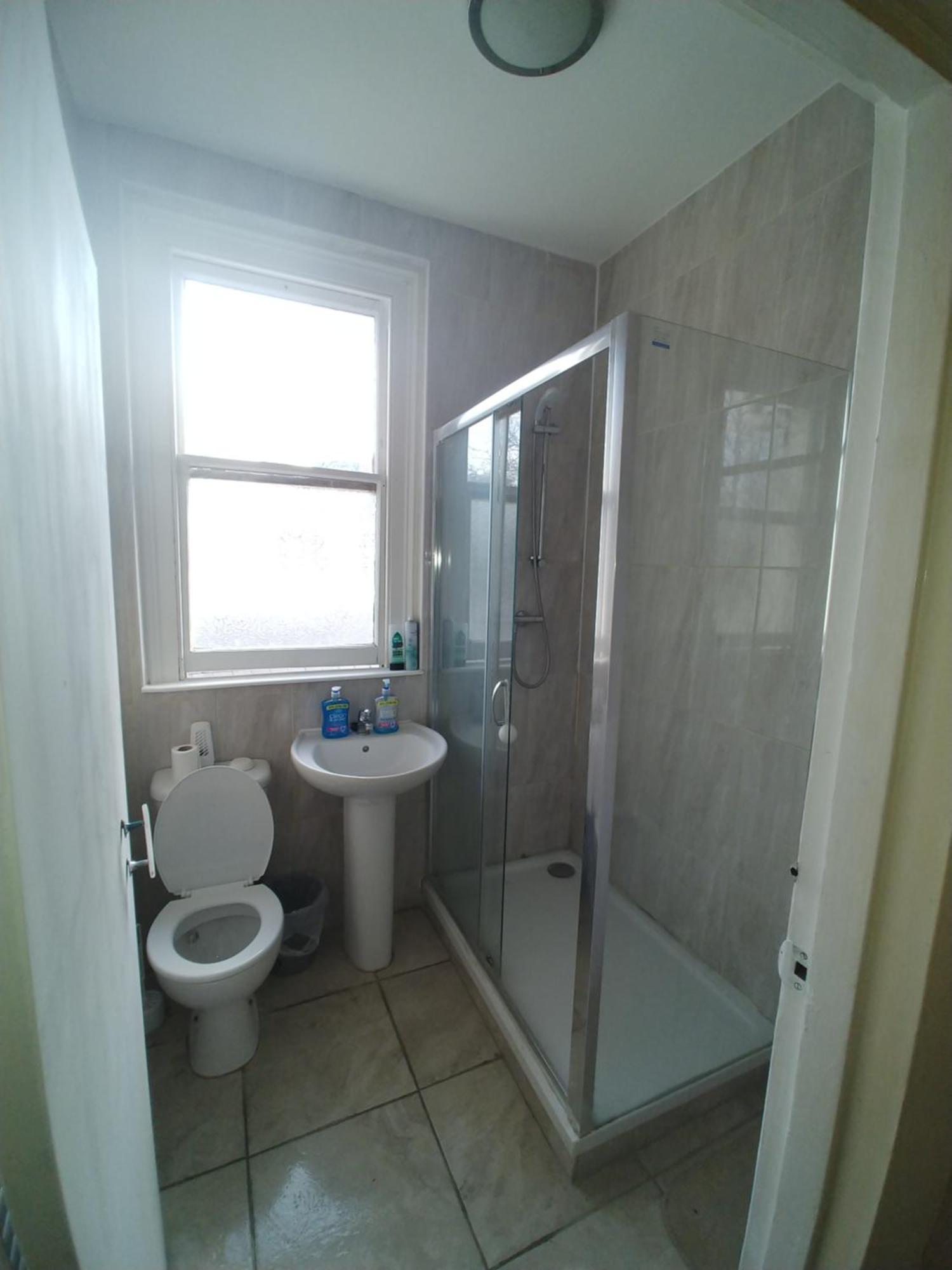 Sussex Lodge Guest House สลาว ภายนอก รูปภาพ